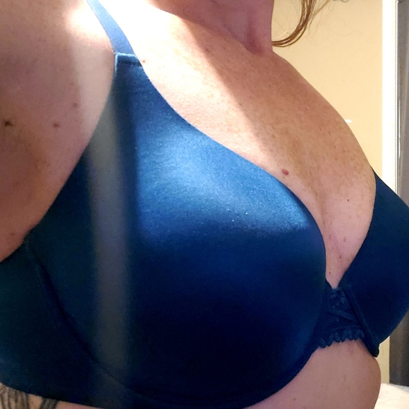 Bra 34D - Picture 3 of 6